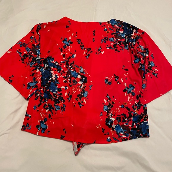 Floral Red Flowy Blouse, can fit as M, L depending on desired fit - Picture 2 of 4
